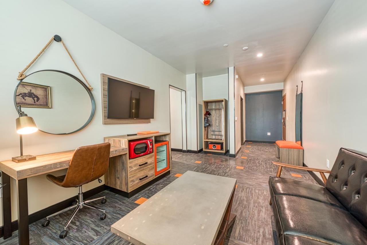 Hotel Lexen Newhall & Santa Clarita - Near Six Flags Magic Mountain Exteriör bild
